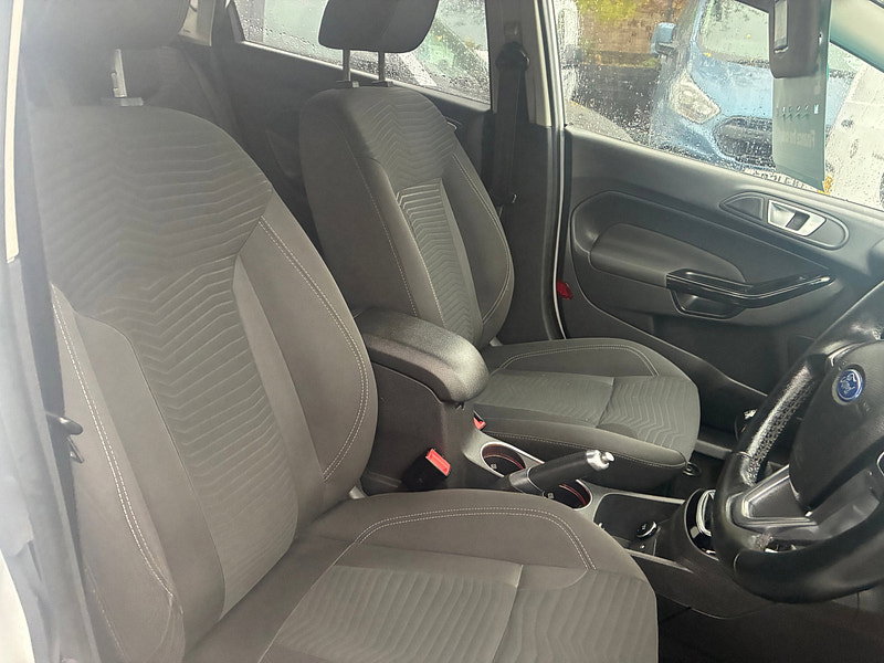 Ford Fiesta 1.0T EcoBoost Titanium Hatchback 5dr Petrol Manual Euro 5 (s/s) (100 ps)