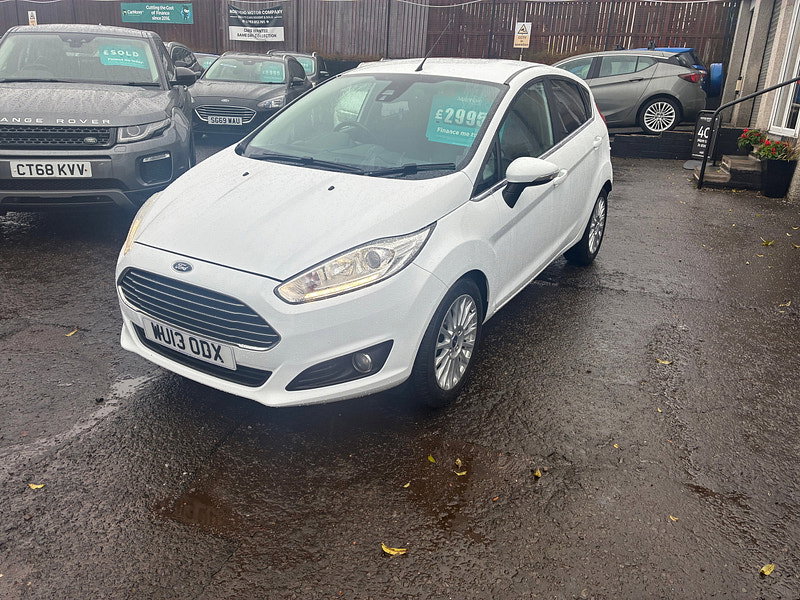 Ford Fiesta 1.0T EcoBoost Titanium Hatchback 5dr Petrol Manual Euro 5 (s/s) (100 ps)