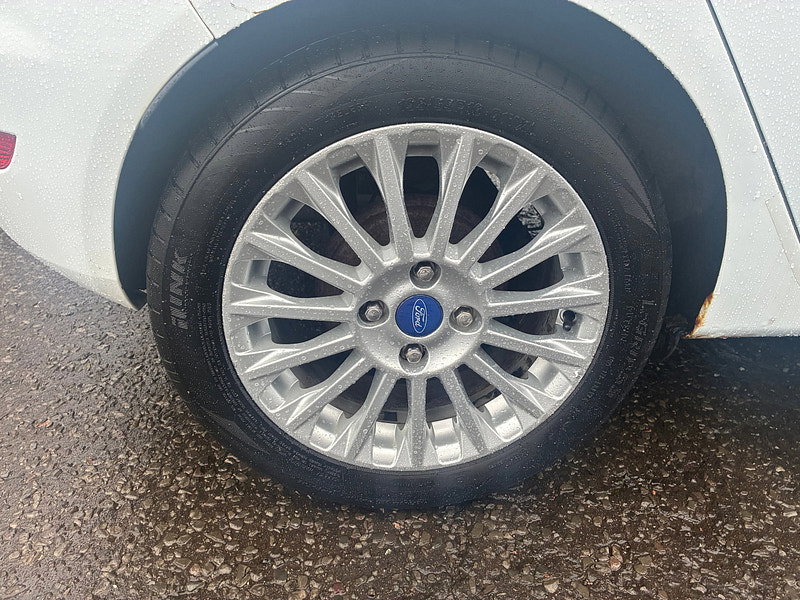 Ford Fiesta 1.0T EcoBoost Titanium Hatchback 5dr Petrol Manual Euro 5 (s/s) (100 ps)