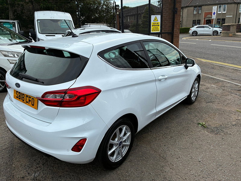 Ford Fiesta 1.0T EcoBoost Zetec Hatchback 3dr Petrol Manual Euro 6 (s/s) (100 ps)