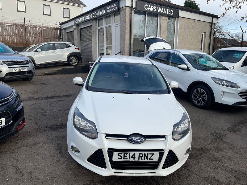Ford Focus 1.6L Titanium Navigator Auto Hatchback 5dr Petrol Automatic Euro 5 (123 bhp)