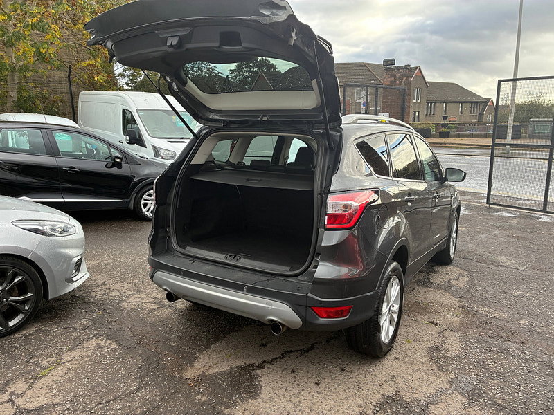 Ford Kuga 1.5 TDCi Titanium SUV 5dr Diesel Manual Euro 6 (s/s) (120 ps)