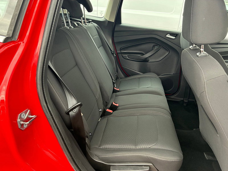Ford Kuga 1.5T EcoBoost Zetec SUV 5dr Petrol Auto AWD Euro 6 (s/s) (182 ps)