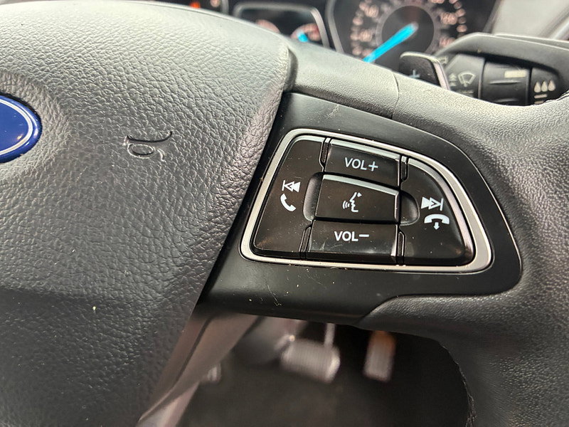 Ford Kuga 1.5T EcoBoost Zetec SUV 5dr Petrol Auto AWD Euro 6 (s/s) (182 ps)