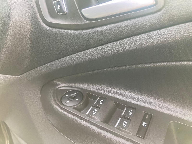 Ford Kuga 2.0L ZETEC TDCI SUV 5dr Diesel Manual Euro 6 (148 bhp)