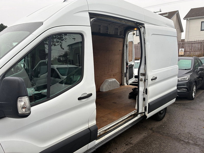 Ford Transit 2.2 TDCi 350 Panel Van 5dr Diesel Manual FWD L3 H3 Euro 5 (125 ps)