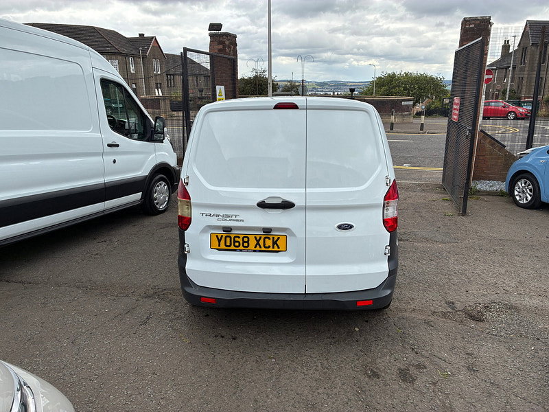 Ford Transit Courier 1.0 EcoBoost Trend Panel Van 5dr Petrol Manual L1 Euro 6 (100 ps)