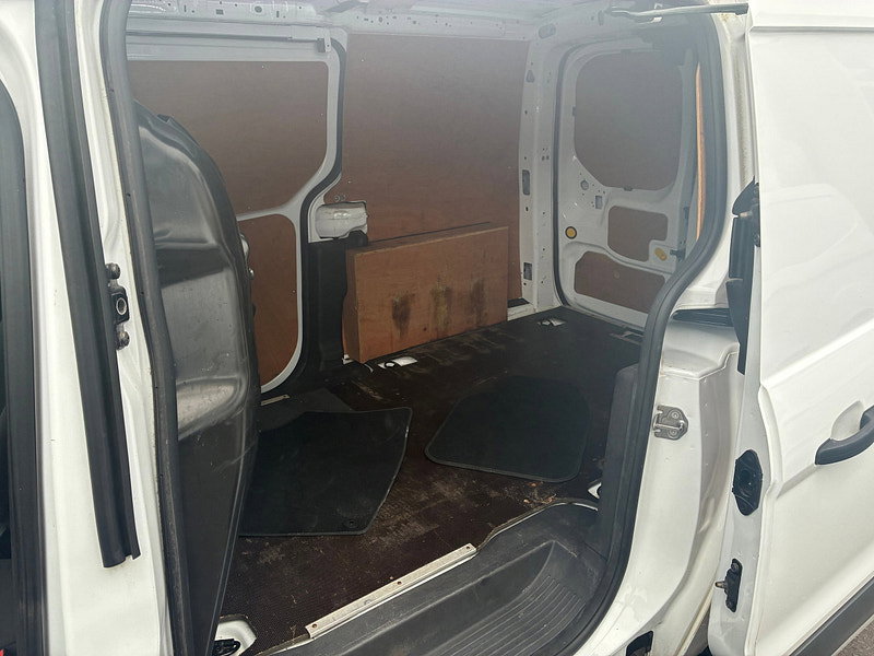 Ford Transit Connect 1.6 TDCi 210 Panel Van 4dr Diesel Manual L2 H1 (128 g/km, 94 bhp)