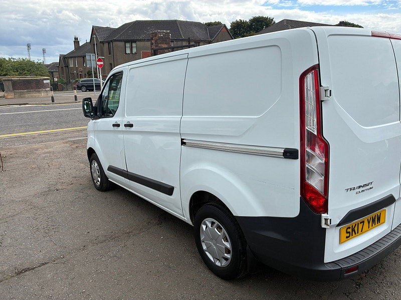 Ford Transit Custom 2.0 TDCi 270 Panel Van 5dr Diesel Manual L1 H1 (157 g/km, 104 bhp)