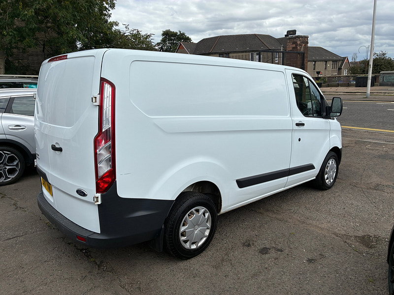 Ford Transit Custom 2.0 TDCi 270 Panel Van 5dr Diesel Manual L1 H1 (157 g/km, 104 bhp)
