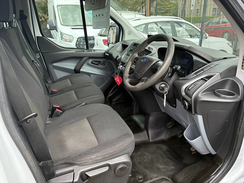 Ford Transit Custom 2.0 TDCi 270 Panel Van 5dr Diesel Manual L1 H1 (157 g/km, 104 bhp)