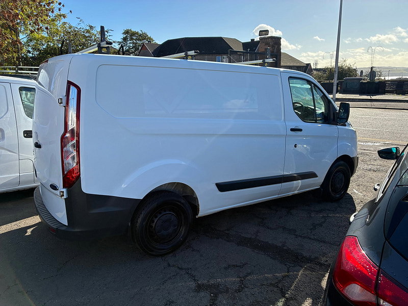 Ford Transit Custom 2.2 TDCi 290 Panel Van 5dr Diesel Manual L1 H1 (186 g/km, 98 bhp)