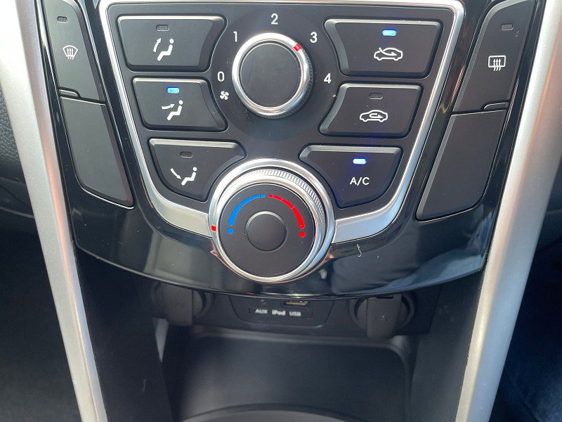 Hyundai I30 1.4L SE Blue Drive Hatchback 5dr Petrol Manual Euro 6 (99 bhp)