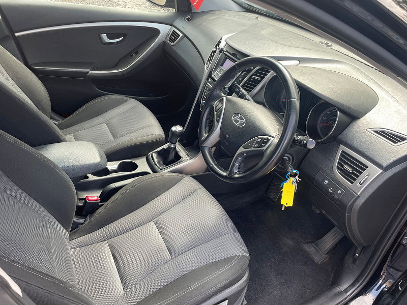 Hyundai I30 1.4L SE Blue Drive Hatchback 5dr Petrol Manual Euro 6 (99 bhp)