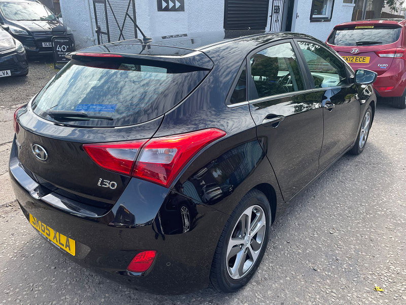 Hyundai I30 1.4L SE Blue Drive Hatchback 5dr Petrol Manual Euro 6 (99 bhp)