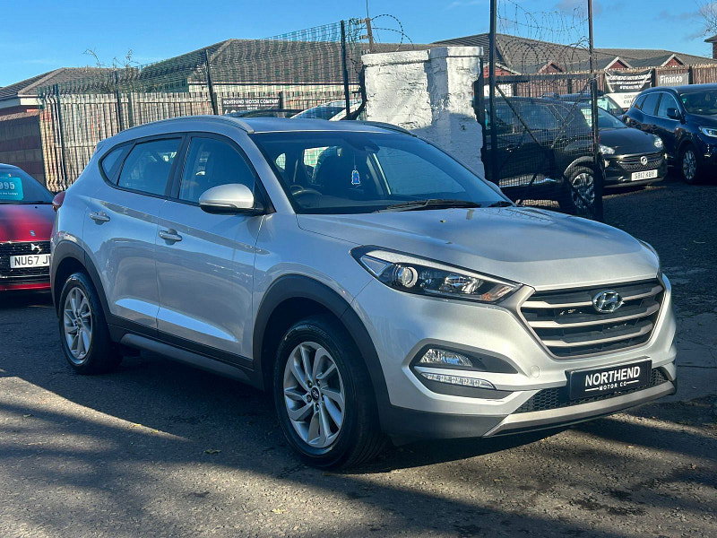 Hyundai Tucson 1.7L SE Blue Drive 2WD CRDi SUV 5dr Diesel Manual Euro 6 (114 bhp)