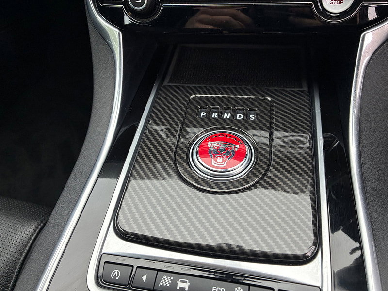 Jaguar XE 2.0d R-Sport Saloon 4dr Diesel Auto Euro 6 (s/s) (180 ps)