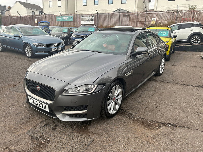 Jaguar XF 2.0d R-Sport Saloon 4dr Diesel Auto AWD Euro 6 (s/s) (180 ps)