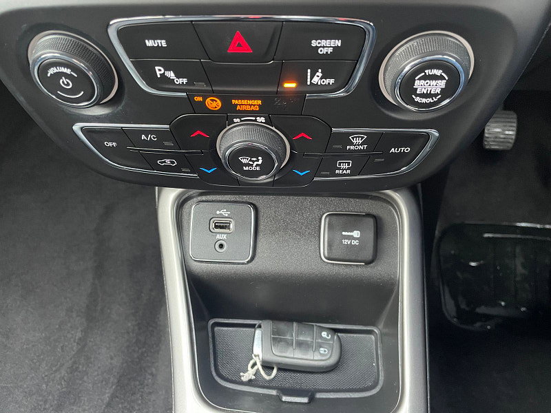 Jeep Compass 1.4L Longitude MultiAir II 4x2 SUV 5dr Petrol Manual Euro 6 (138 bhp)