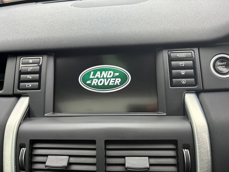 Land Rover Discovery Sport 2.0 TD4 HSE Black SUV 5dr Diesel Auto 4WD Euro 6 (s/s) (180 ps)