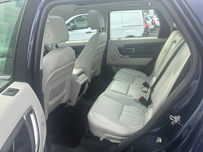 Land Rover Discovery Sport 2.0 TD4 HSE SUV 5dr Diesel Manual 4WD Euro 6 (s/s) (5 Seat) (150 ps)