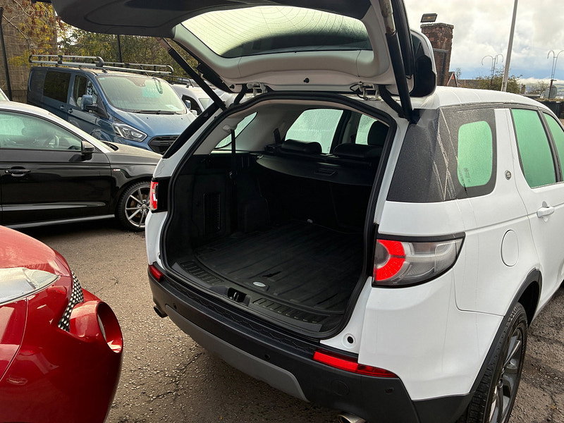 Land Rover Discovery Sport 2.0 TD4 SE Tech SUV 5dr Diesel Auto 4WD Euro 6 (s/s) (180 ps)