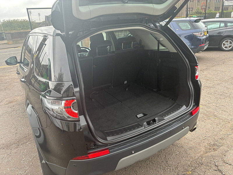 Land Rover Discovery Sport 2.0 TD4 SE Tech SUV 5dr Diesel Manual 4WD Euro 6 (s/s) (180 ps)