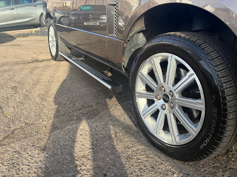 Land Rover Range Rover 3.6 TD V8 Autobiography SUV 5dr Diesel Auto 4WD Euro 4 (271 ps)