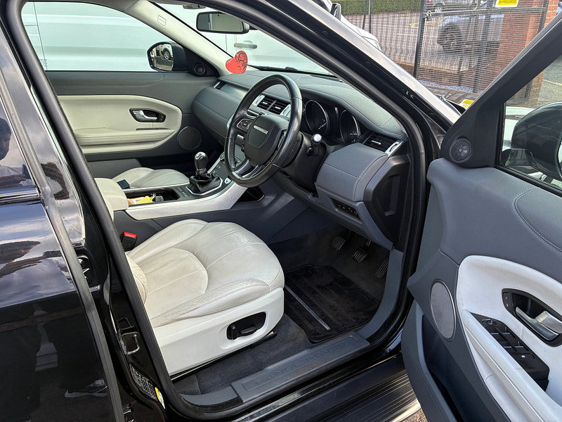 Land Rover Range Rover Evoque 2.0 TD4 SE SUV 5dr Diesel Manual 4WD Euro 6 (s/s) (180 ps)