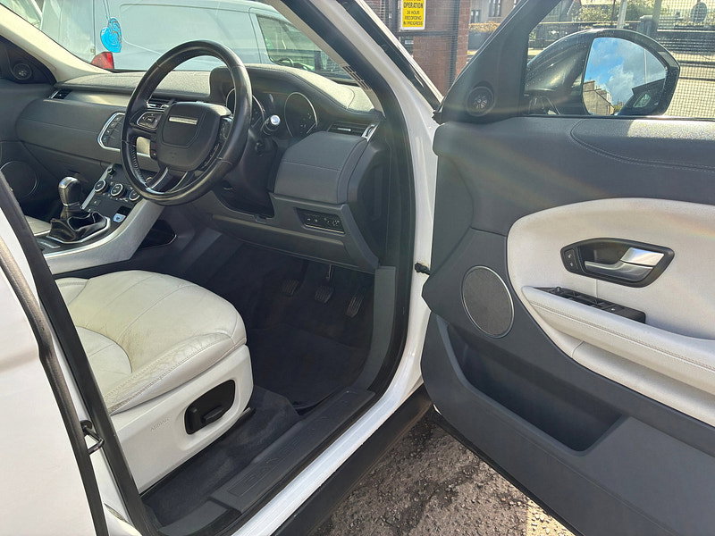 Land Rover Range Rover Evoque 2.0 eD4 SE SUV 5dr Diesel Manual FWD Euro 6 (s/s) (150 ps)