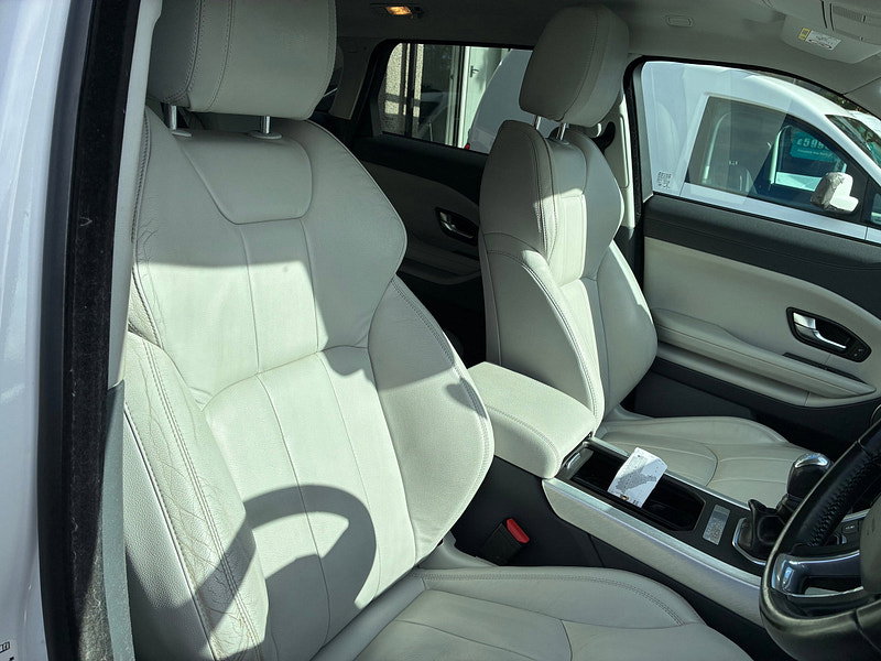 Land Rover Range Rover Evoque 2.0 eD4 SE SUV 5dr Diesel Manual FWD Euro 6 (s/s) (150 ps)