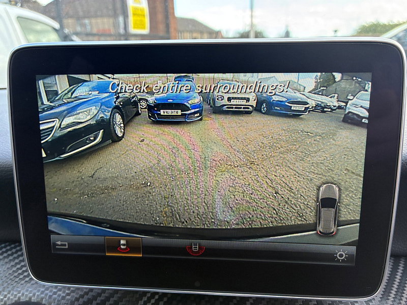 Mercedes-Benz A Class 1.5 A180d AMG Line (Premium) Hatchback 5dr Diesel Manual Euro 6 (s/s) (109 ps)