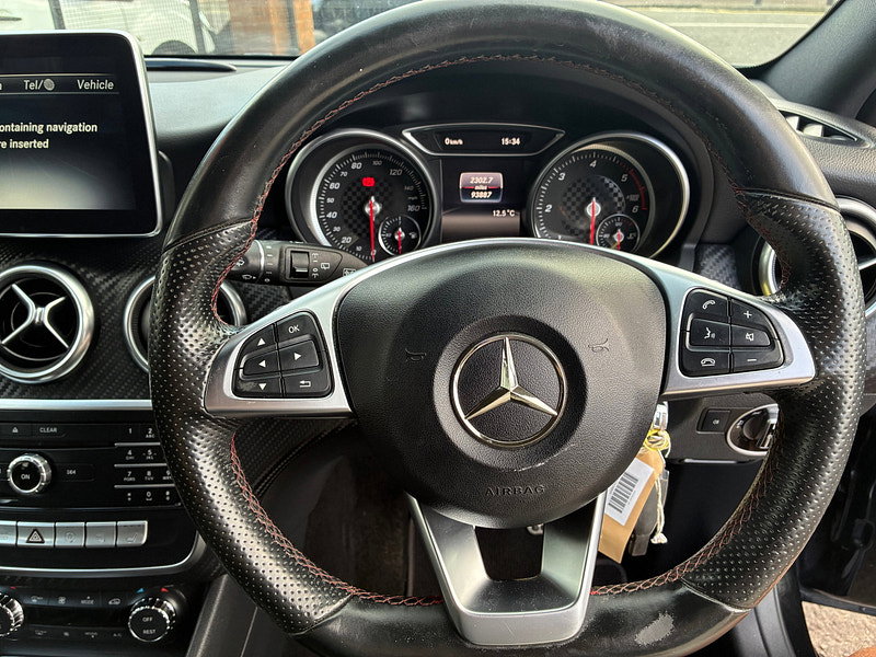 Mercedes-Benz A Class 1.5 A180d AMG Line (Premium) Hatchback 5dr Diesel Manual Euro 6 (s/s) (109 ps)