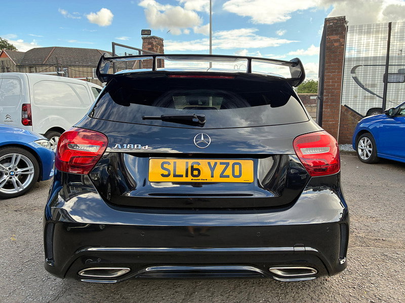 Mercedes-Benz A Class 1.5 A180d AMG Line (Premium) Hatchback 5dr Diesel Manual Euro 6 (s/s) (109 ps)