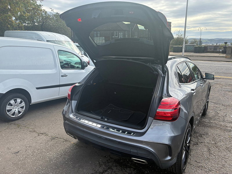Mercedes-Benz GLA 1.6 GLA180 AMG Line Edition SUV 5dr Petrol 7G-DCT Euro 6 (s/s) (122 ps)
