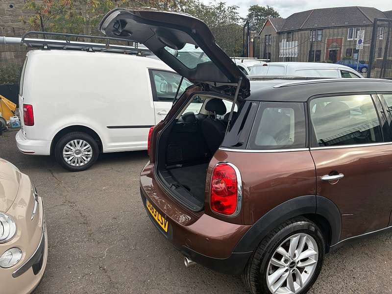 MINI Countryman 2.0 Cooper D SUV 5dr Diesel Auto ALL4 Euro 5 (112 ps)