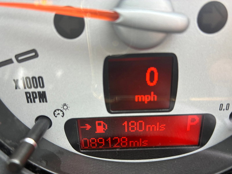 MINI Countryman 2.0 Cooper D SUV 5dr Diesel Auto ALL4 Euro 5 (112 ps)