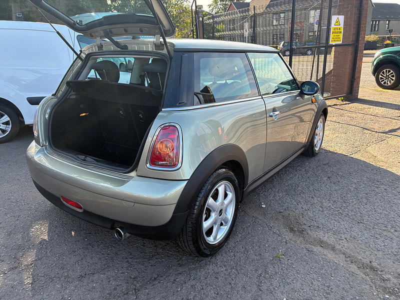 MINI Hatch 1.6 One Hatchback 3dr Petrol Manual Euro 5 (98 ps)