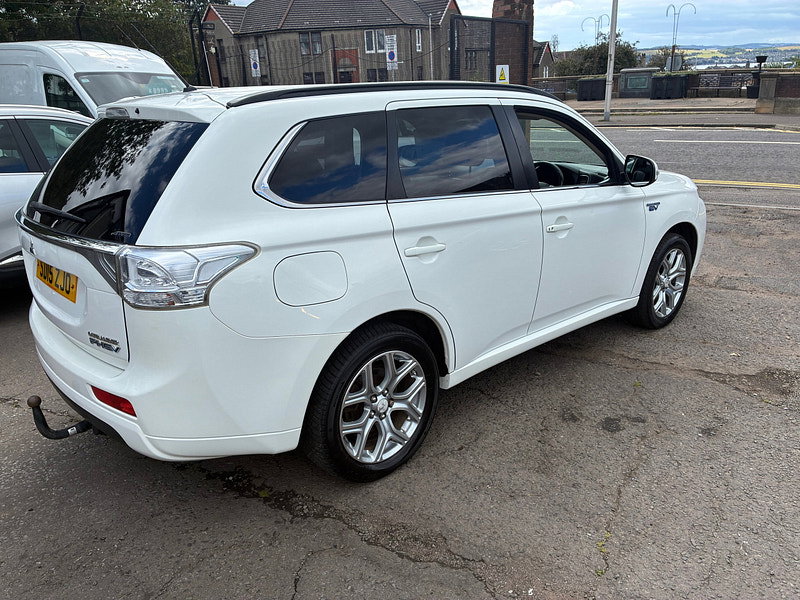 Mitsubishi Outlander 2.0h 12kWh GX4h SUV 5dr Petrol Plug-in Hybrid CVT 4WD Euro 5 (s/s) (200 ps)