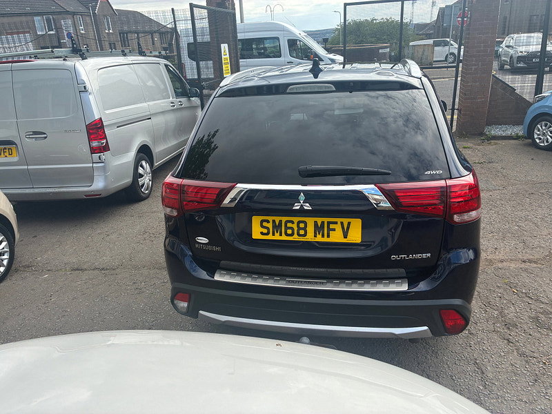 Mitsubishi Outlander 2.2 DI-D 4 SUV 5dr Diesel Manual 4WD Euro 6 (s/s) (147 ps)
