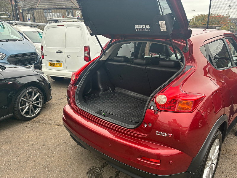 Nissan Juke 1.6 DIG-T Tekna SUV 5dr Petrol CVT 4WD Euro 5 (190 ps)