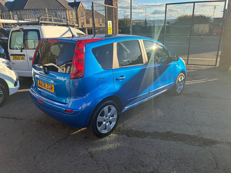 Nissan Note 1.6 16V Tekna Hatchback 5dr Petrol Auto Euro 4 (110 ps)