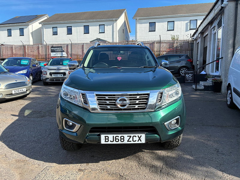 Nissan Navara 2.3 dCi Tekna Pickup Double Cab 4dr Diesel Auto 4WD Euro 6 (190 ps)
