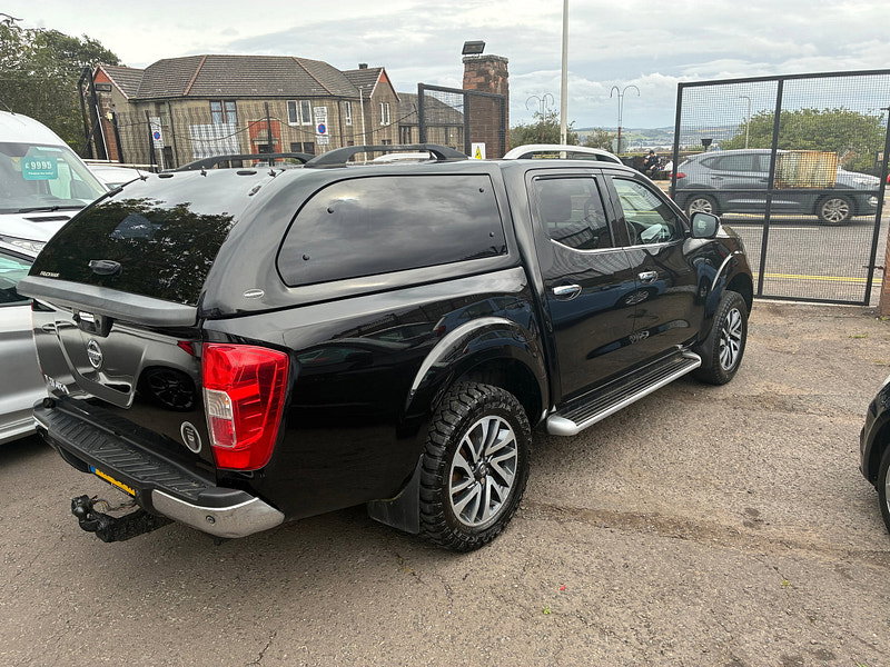 Nissan Navara 2.3 dCi Tekna Pickup Double Cab 4dr Diesel Auto 4WD Euro 6 (190 ps)