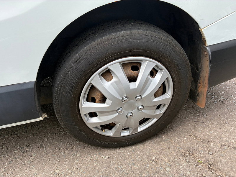 Nissan NV300 1.6 dCi 1.2t Acenta Panel Van 5dr Diesel Manual L2 H1 Euro 6 (120 ps)