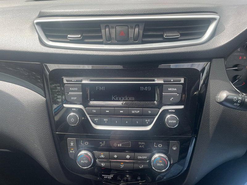 Nissan Qashqai 1.2 DIG-T Acenta SUV 5dr Petrol Manual Euro 6 (s/s) (115 ps)