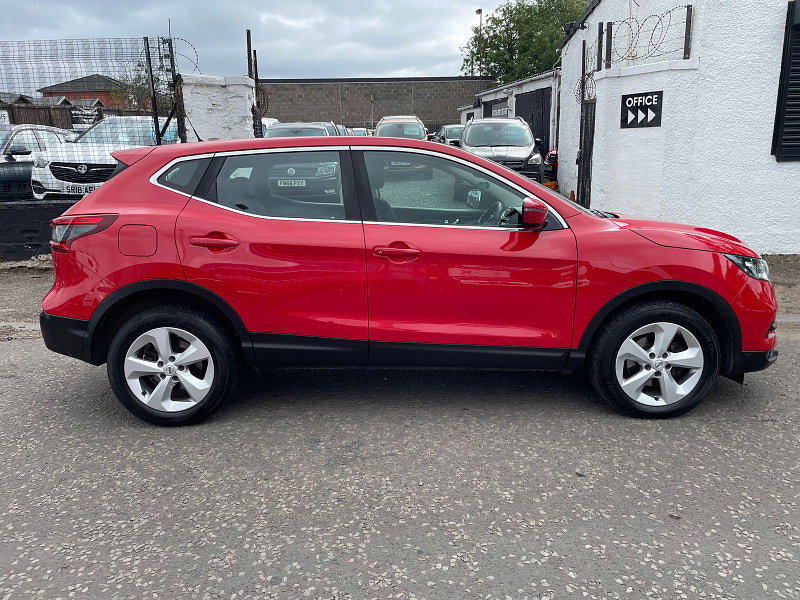 Nissan Qashqai 1.2L Acenta DiG-T CVT SUV 5dr Petrol Automatic Euro 6 (113 bhp)