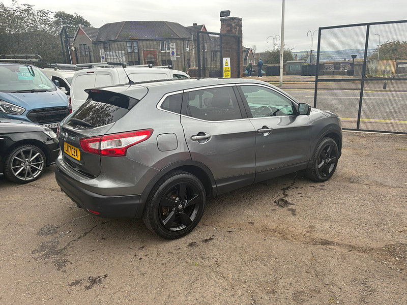 Nissan Qashqai 1.5 dCi N-Connecta SUV 5dr Diesel Manual 2WD Euro 6 (s/s) (110 ps)