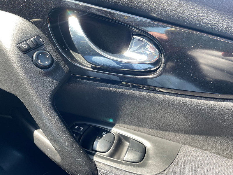 Nissan Qashqai 1.5L N-Tec+ dCi SUV 5dr Diesel Manual Euro 6 (108 bhp)