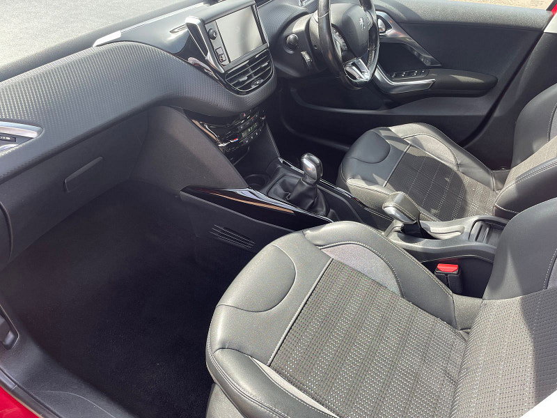 Peugeot 2008 1.2L Allure SUV 5dr Petrol Manual Euro 6 (82 bhp)